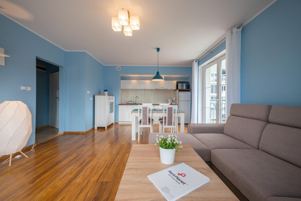 Rentplanet- Apartamenty Poezja - Dworcowa Шклярска-Поремба Экстерьер фото